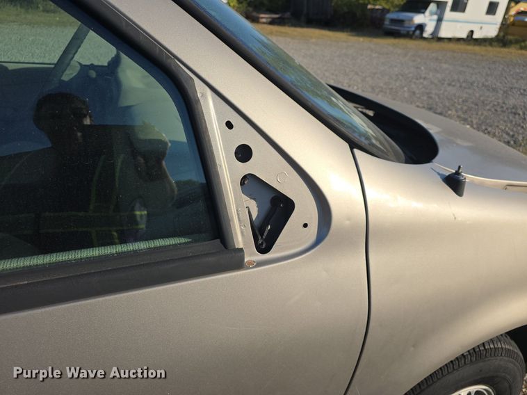 image for item DQ5195 2002 Chevrolet Venture LS van