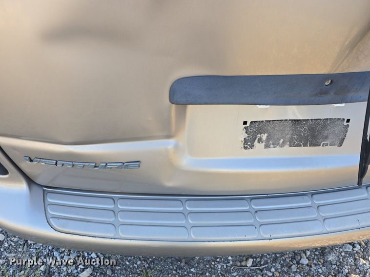 image for item DQ5195 2002 Chevrolet Venture LS van