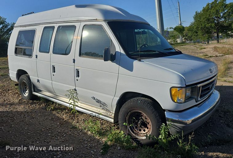 image for item DQ5201 1994 Ford  Mark II Econoline  van