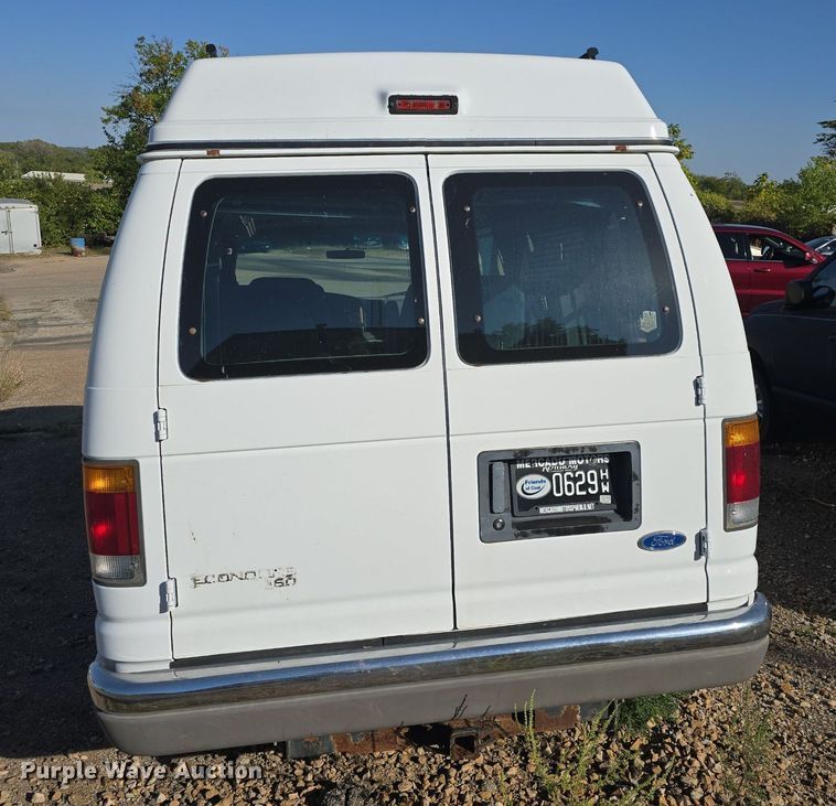image for item DQ5201 1994 Ford  Mark II Econoline  van
