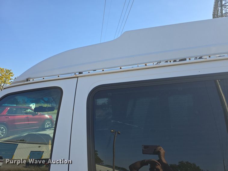 image for item DQ5201 1994 Ford  Mark II Econoline  van