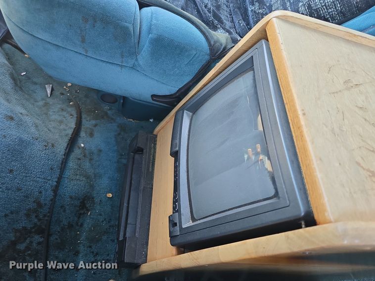 image for item DQ5201 1994 Ford  Mark II Econoline  van