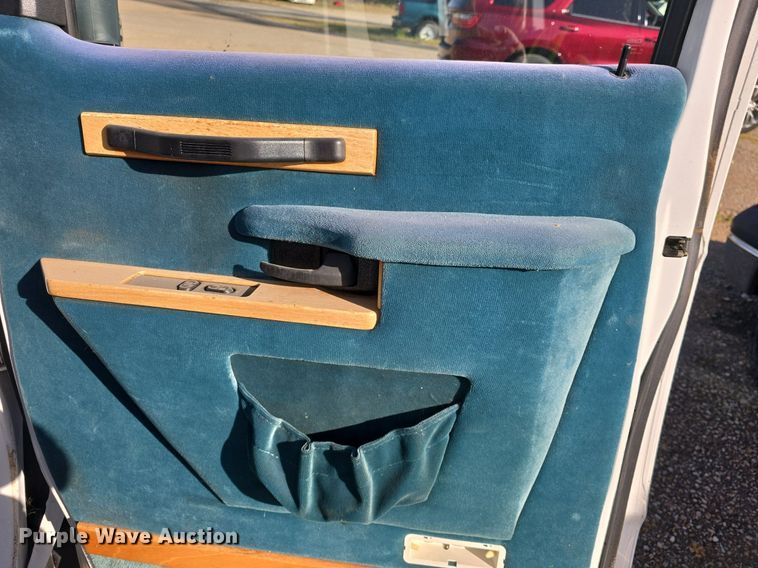 image for item DQ5201 1994 Ford  Mark II Econoline  van