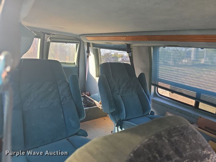 image for item DQ5201 1994 Ford  Mark II Econoline  van