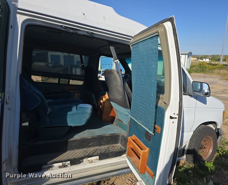 image for item DQ5201 1994 Ford  Mark II Econoline  van