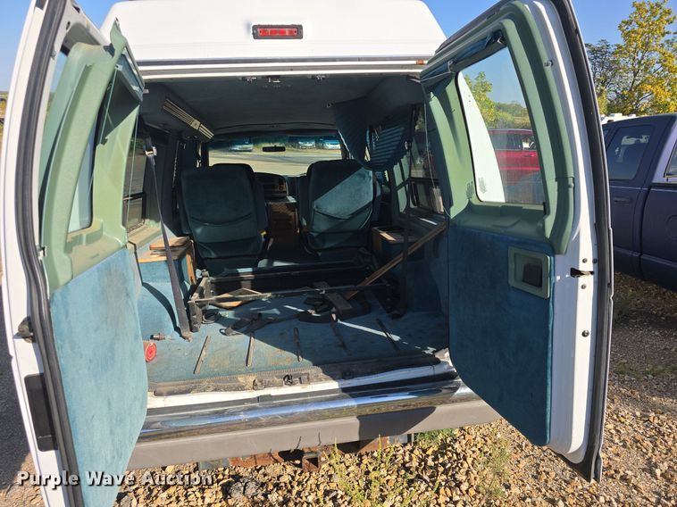 image for item DQ5201 1994 Ford  Mark II Econoline  van