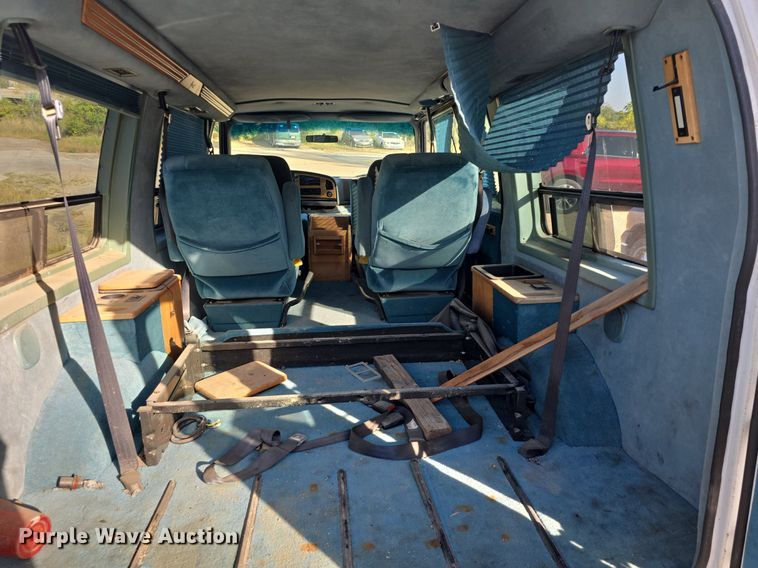 image for item DQ5201 1994 Ford  Mark II Econoline  van