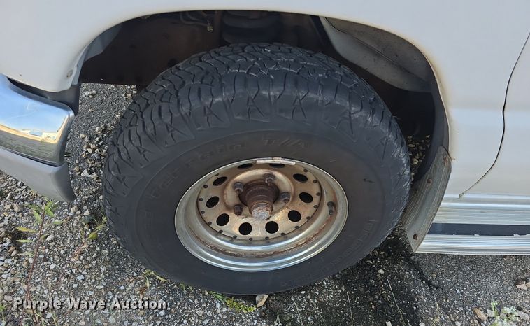 image for item DQ5201 1994 Ford  Mark II Econoline  van