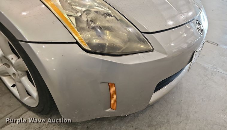 image for item DQ5206 2004 Nissan  350Z convertible