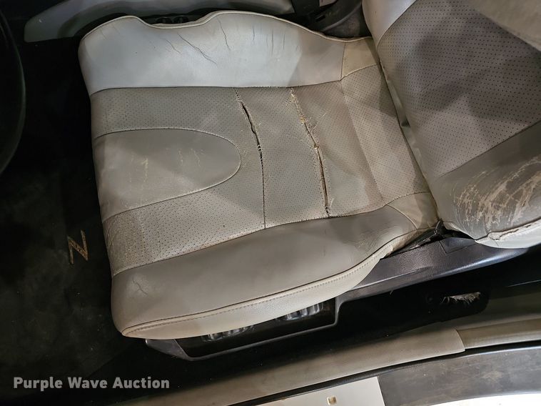 image for item DQ5206 2004 Nissan  350Z convertible