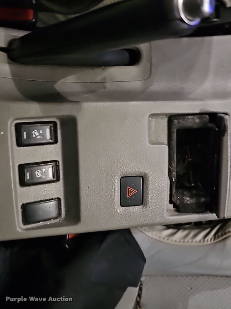 image for item DQ5206 2004 Nissan  350Z convertible