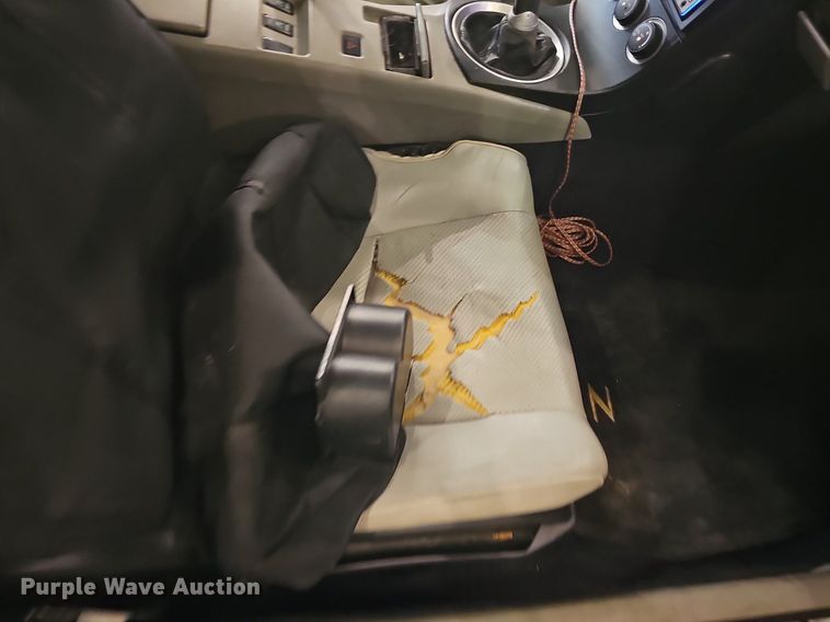 image for item DQ5206 2004 Nissan  350Z convertible