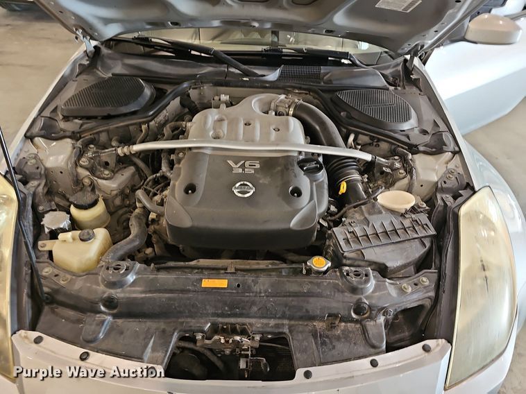 image for item DQ5206 2004 Nissan  350Z convertible