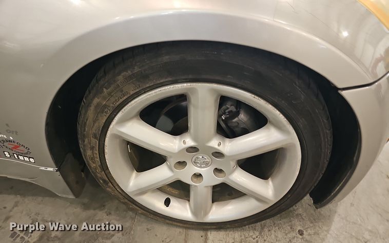 image for item DQ5206 2004 Nissan  350Z convertible