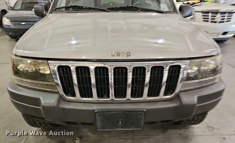 image for item DQ5207 2002 Jeep  Grand Cherokee Laredo SUV