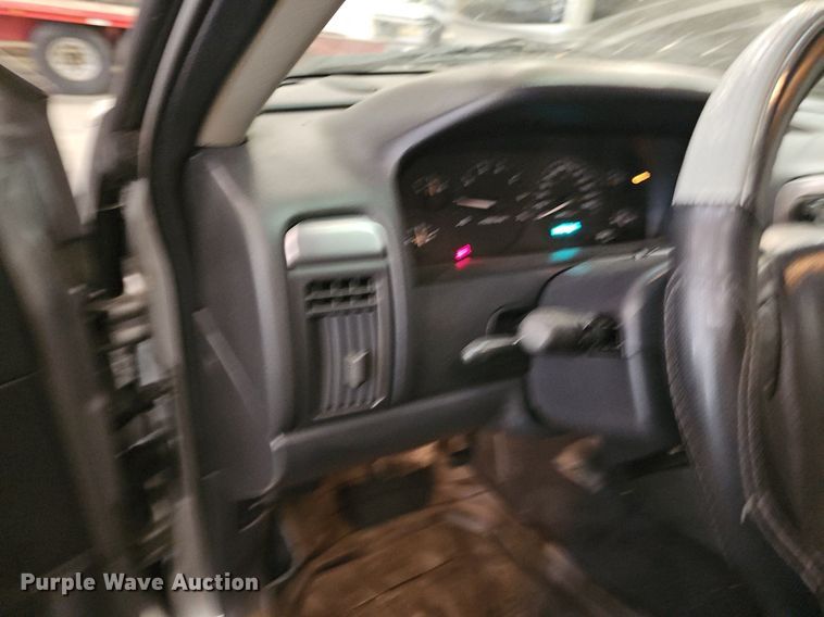image for item DQ5207 2002 Jeep  Grand Cherokee Laredo SUV