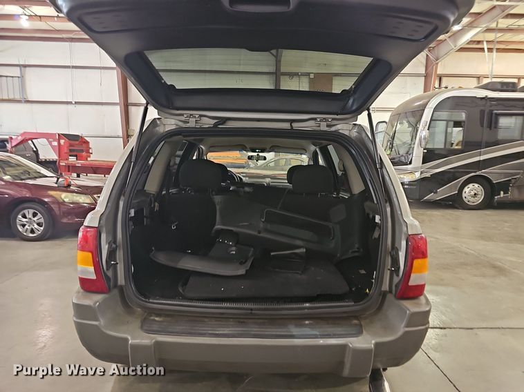 image for item DQ5207 2002 Jeep  Grand Cherokee Laredo SUV