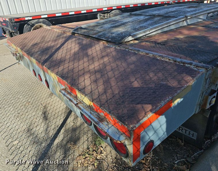 image for item DQ5211 1995 Trailking TK70LCS482 drop deck equipment trailer
