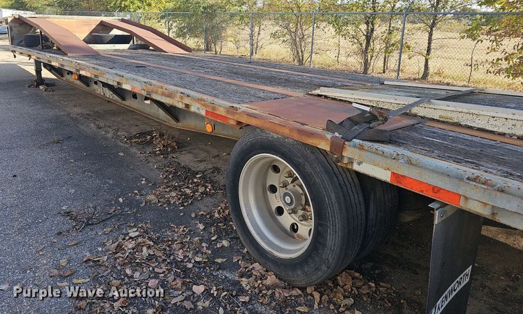 image for item DQ5211 1995 Trailking TK70LCS482 drop deck equipment trailer