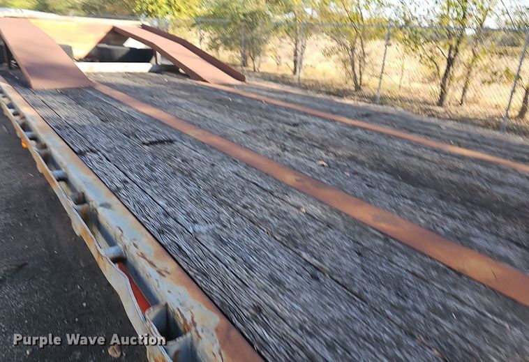 image for item DQ5211 1995 Trailking TK70LCS482 drop deck equipment trailer