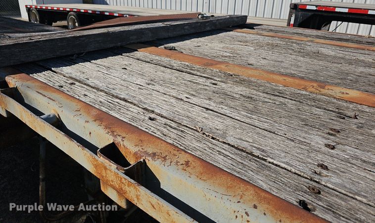 image for item DQ5211 1995 Trailking TK70LCS482 drop deck equipment trailer