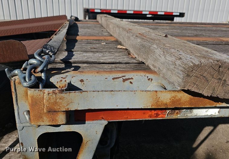 image for item DQ5211 1995 Trailking TK70LCS482 drop deck equipment trailer