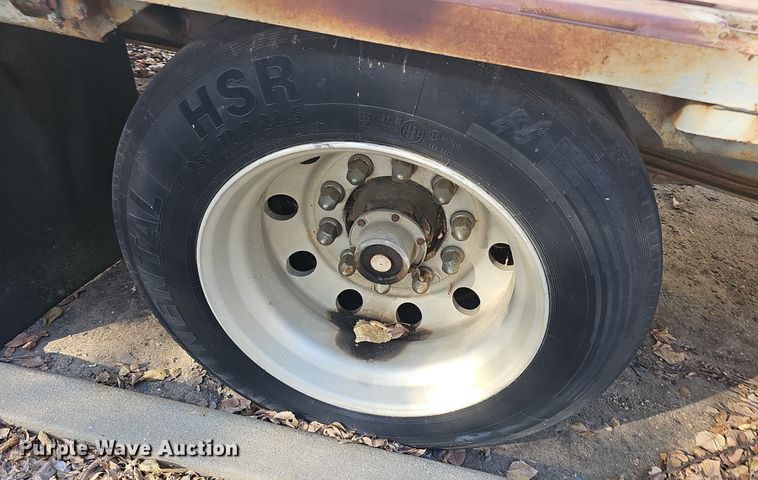 image for item DQ5211 1995 Trailking TK70LCS482 drop deck equipment trailer