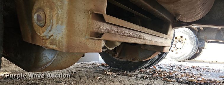 image for item DQ5211 1995 Trailking TK70LCS482 drop deck equipment trailer