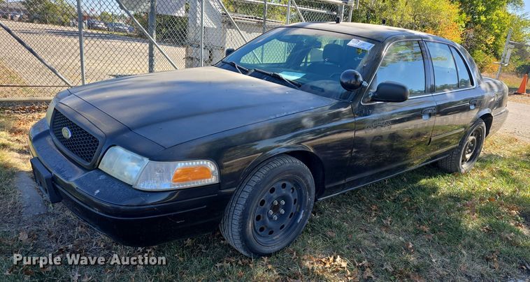 image for item DQ5214 2007 Ford Crown Victoria Police Interceptor  
