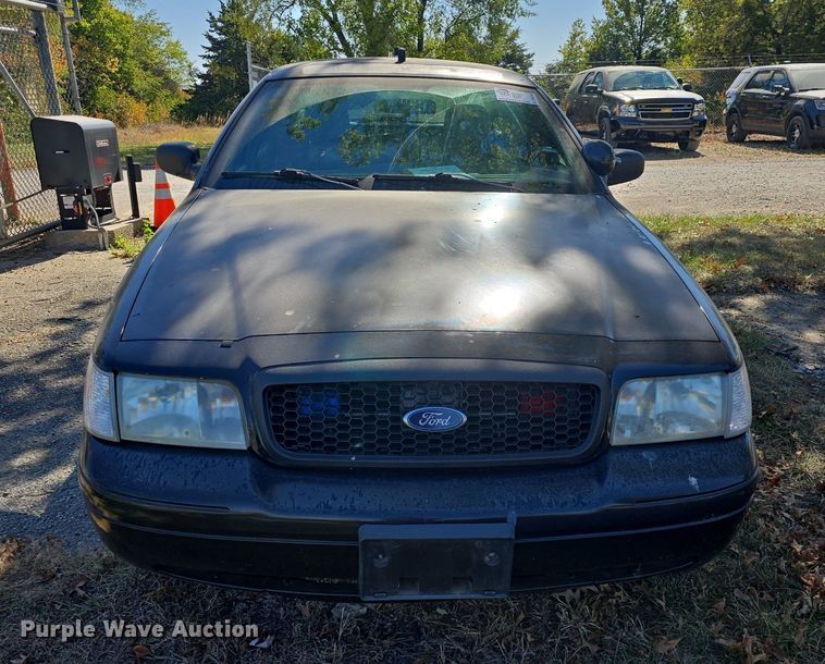 image for item DQ5214 2007 Ford Crown Victoria Police Interceptor  