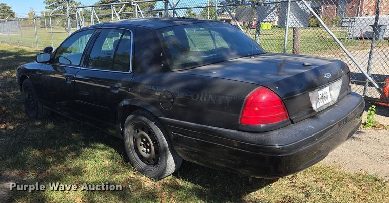 image for item DQ5214 2007 Ford Crown Victoria Police Interceptor  