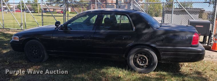 image for item DQ5214 2007 Ford Crown Victoria Police Interceptor  