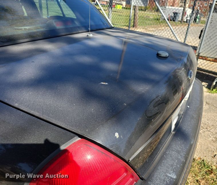 image for item DQ5214 2007 Ford Crown Victoria Police Interceptor  