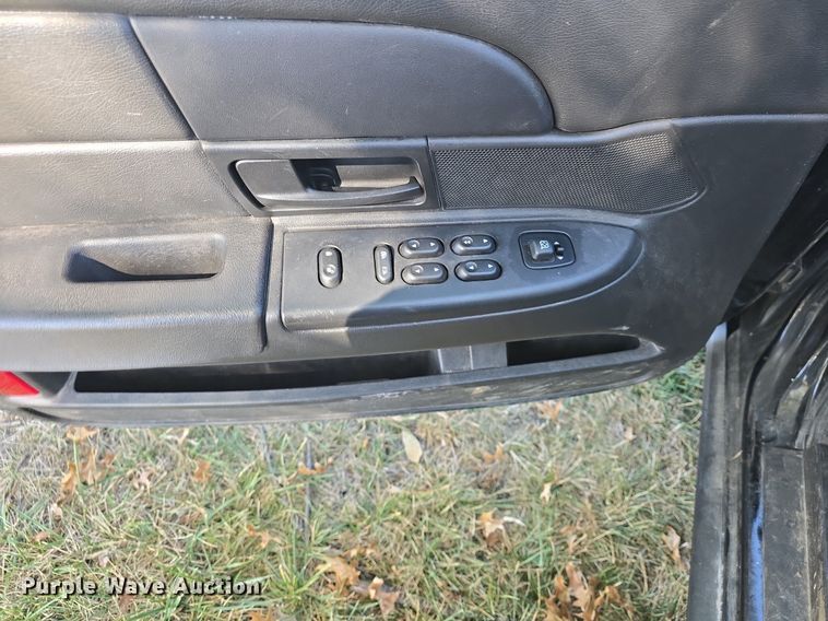 image for item DQ5214 2007 Ford Crown Victoria Police Interceptor  