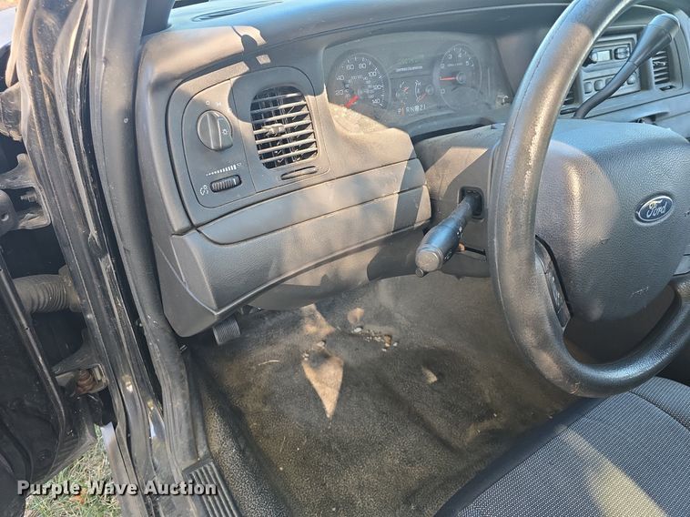 image for item DQ5214 2007 Ford Crown Victoria Police Interceptor  