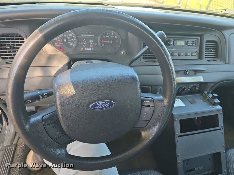 image for item DQ5214 2007 Ford Crown Victoria Police Interceptor  