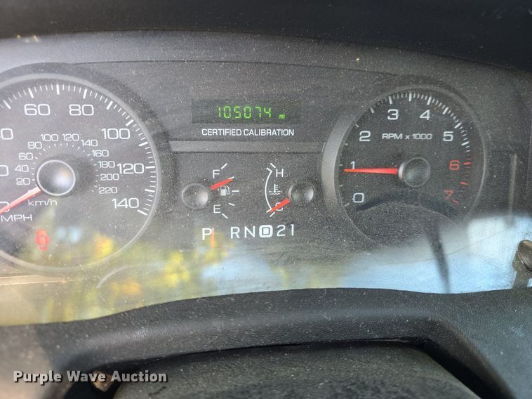 image for item DQ5214 2007 Ford Crown Victoria Police Interceptor  