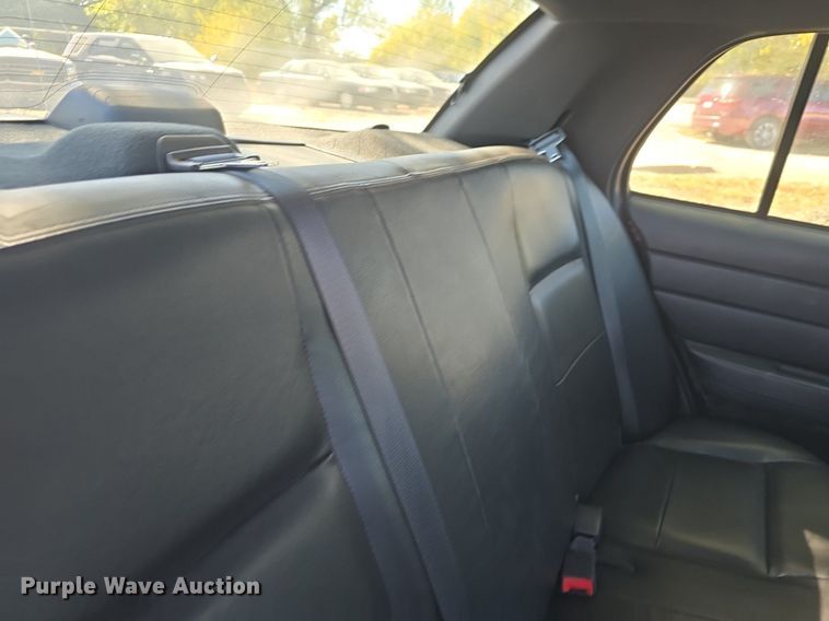 image for item DQ5214 2007 Ford Crown Victoria Police Interceptor  