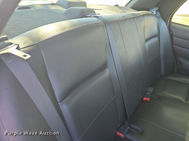 image for item DQ5214 2007 Ford Crown Victoria Police Interceptor  