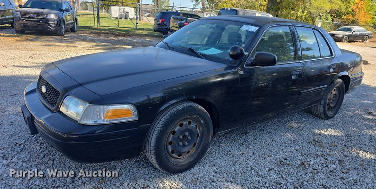 image for item DQ5215 2009 Ford Crown Victoria Police Interceptor  