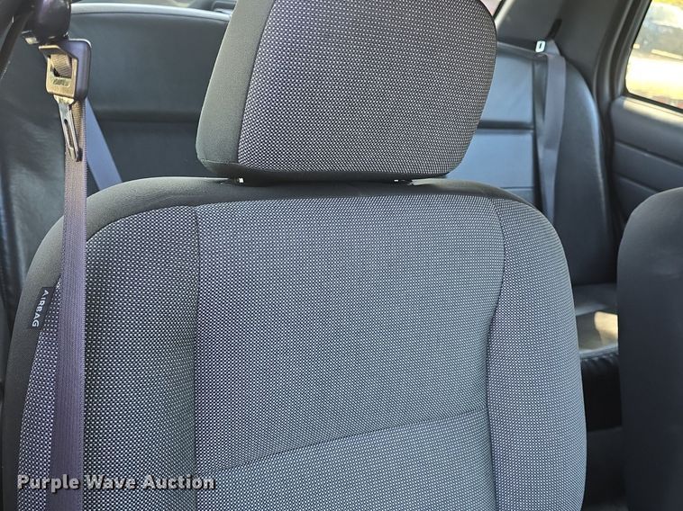 image for item DQ5215 2009 Ford Crown Victoria Police Interceptor  