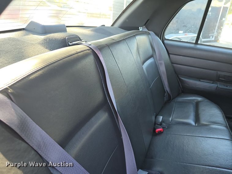 image for item DQ5215 2009 Ford Crown Victoria Police Interceptor  