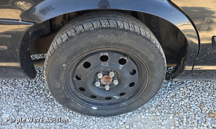 image for item DQ5215 2009 Ford Crown Victoria Police Interceptor  