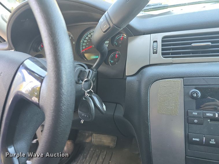 image for item DQ5216 2013 Chevrolet Tahoe Police SUV