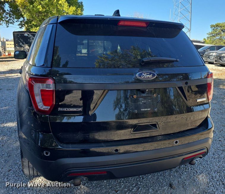 image for item DQ5217 2016 Ford Explorer Police Interceptor  SUV
