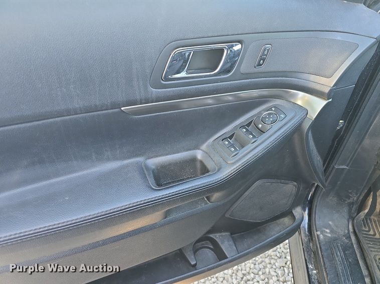 image for item DQ5217 2016 Ford Explorer Police Interceptor  SUV