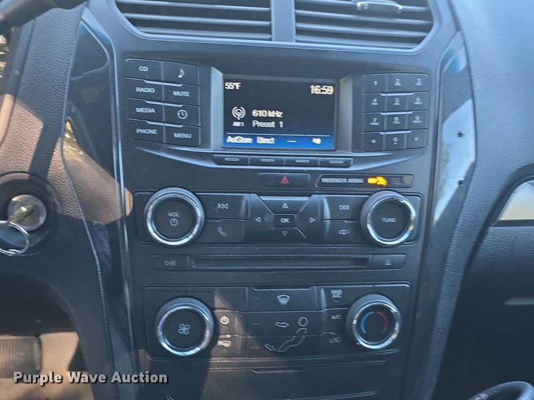 image for item DQ5217 2016 Ford Explorer Police Interceptor  SUV