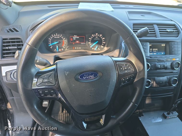 image for item DQ5217 2016 Ford Explorer Police Interceptor  SUV