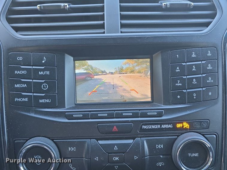 image for item DQ5217 2016 Ford Explorer Police Interceptor  SUV