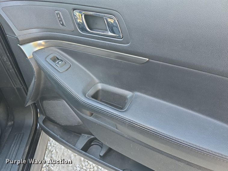 image for item DQ5217 2016 Ford Explorer Police Interceptor  SUV